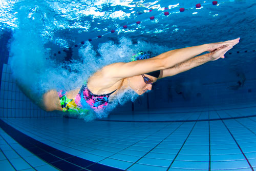 Reportage en piscine apprentissage de la natation - Frédéric LECHAT, photographe professionnel subaquatique.